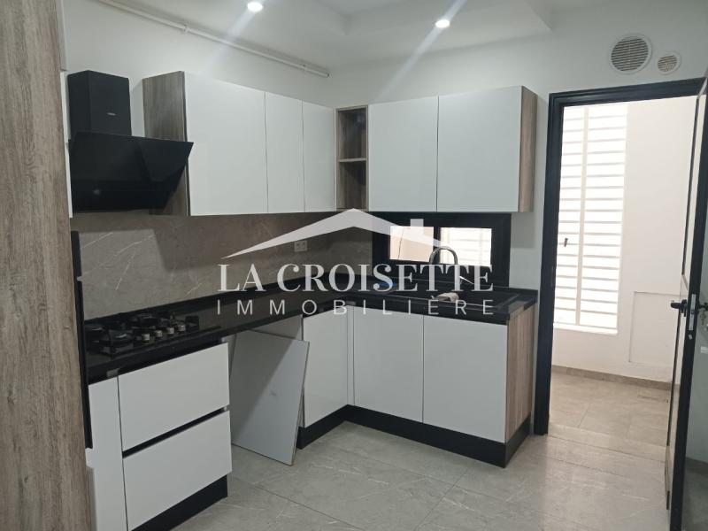 Appartement S+2 à La Soukra